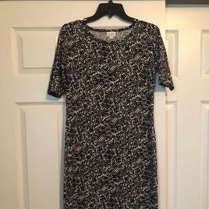 B&W patterned Lularoe Julia dress